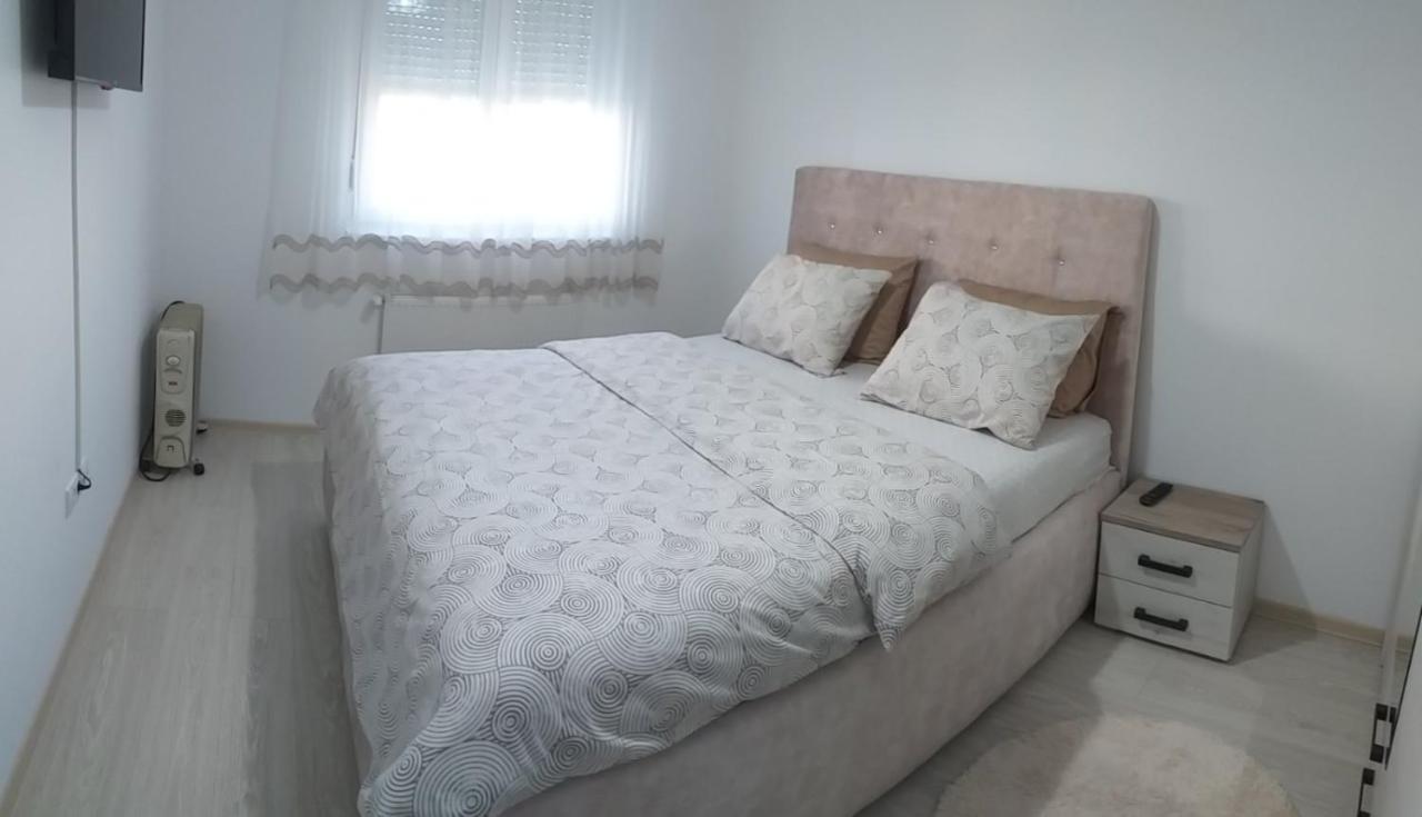 Renome Apartmani Banja Koviljaca Ngoại thất bức ảnh