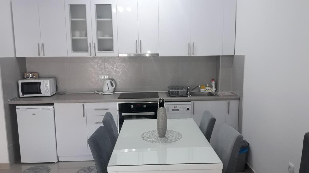 Renome Apartmani Banja Koviljaca Ngoại thất bức ảnh