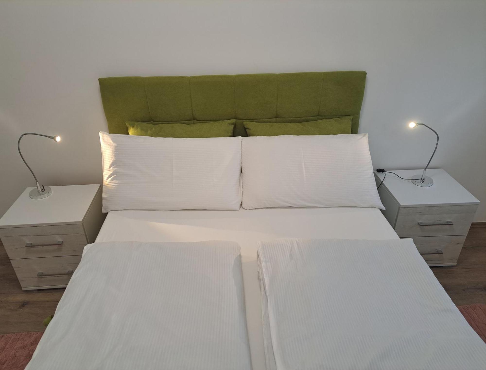 Renome Apartmani Banja Koviljaca Ngoại thất bức ảnh