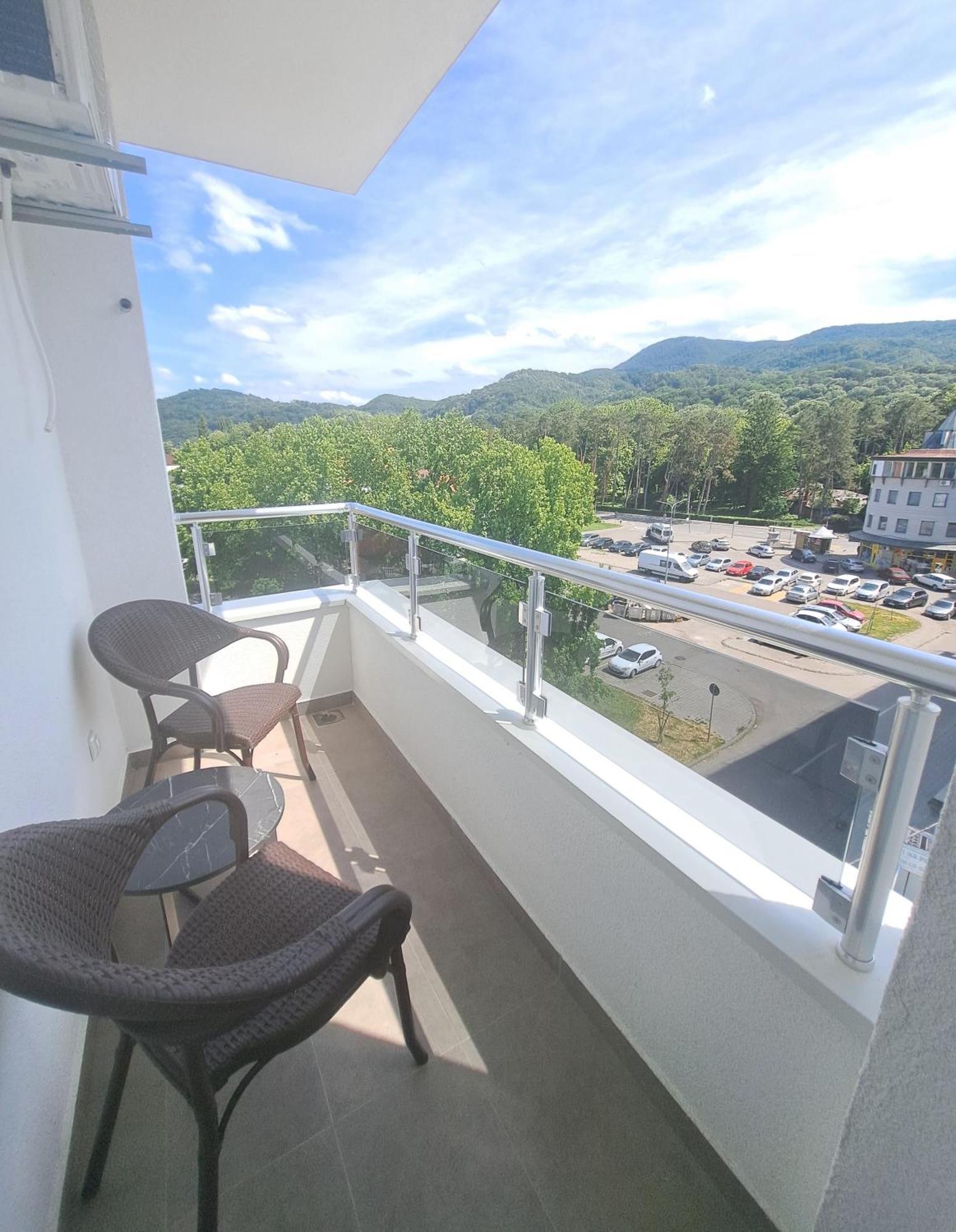 Renome Apartmani Banja Koviljaca Ngoại thất bức ảnh