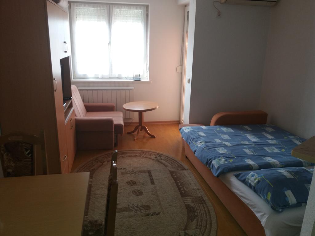 Renome Apartmani Banja Koviljaca Ngoại thất bức ảnh