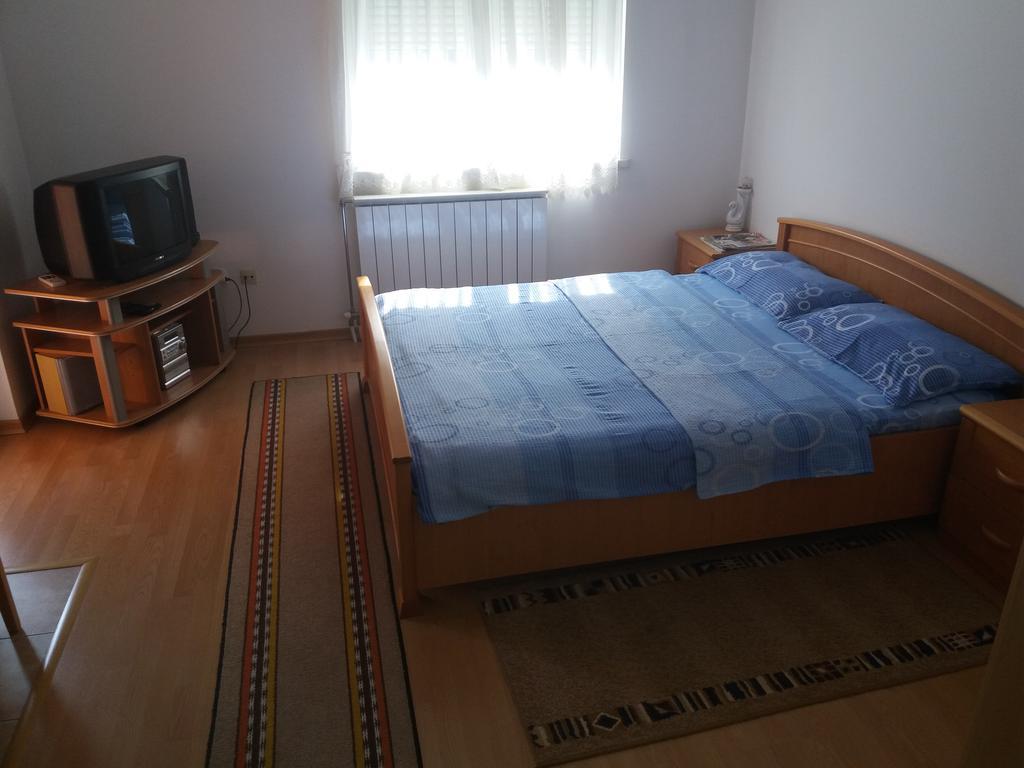 Renome Apartmani Banja Koviljaca Ngoại thất bức ảnh