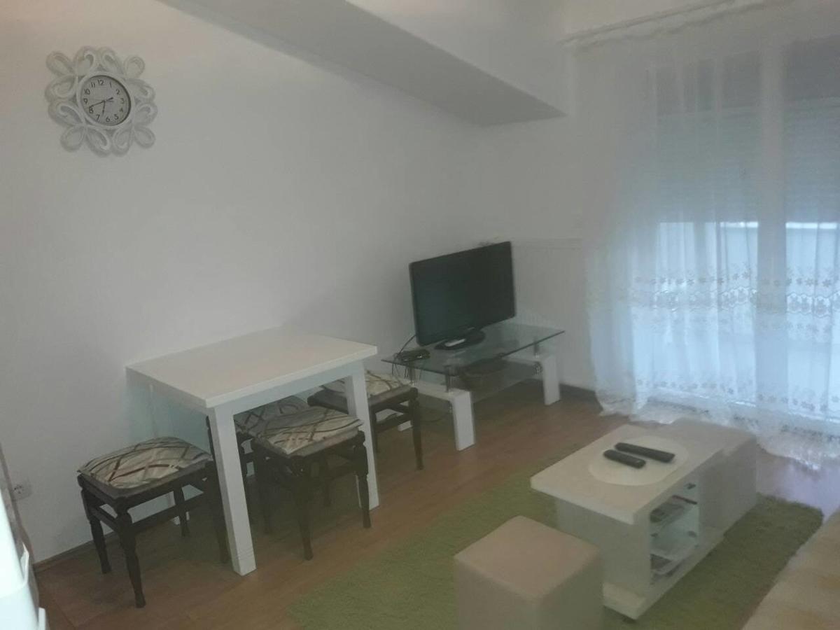 Renome Apartmani Banja Koviljaca Ngoại thất bức ảnh